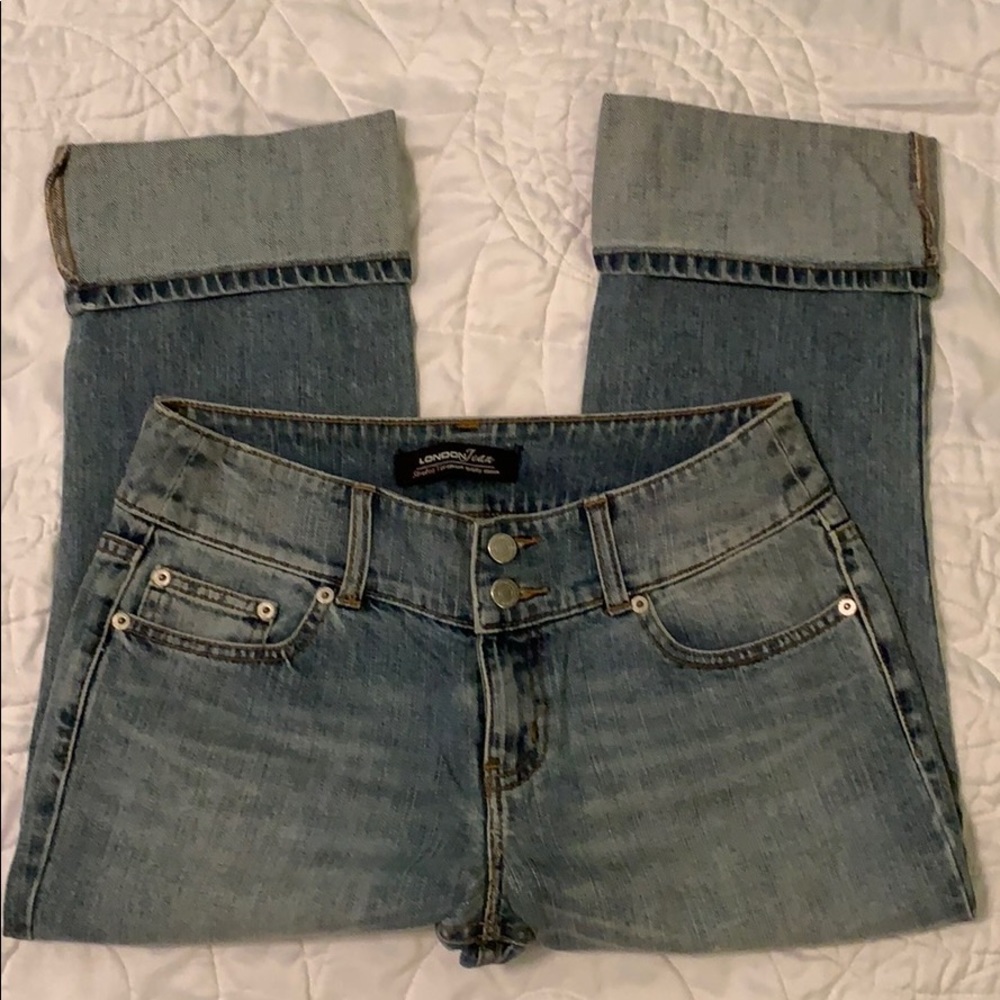 Size 4 Double Button Jean Capris - image 2